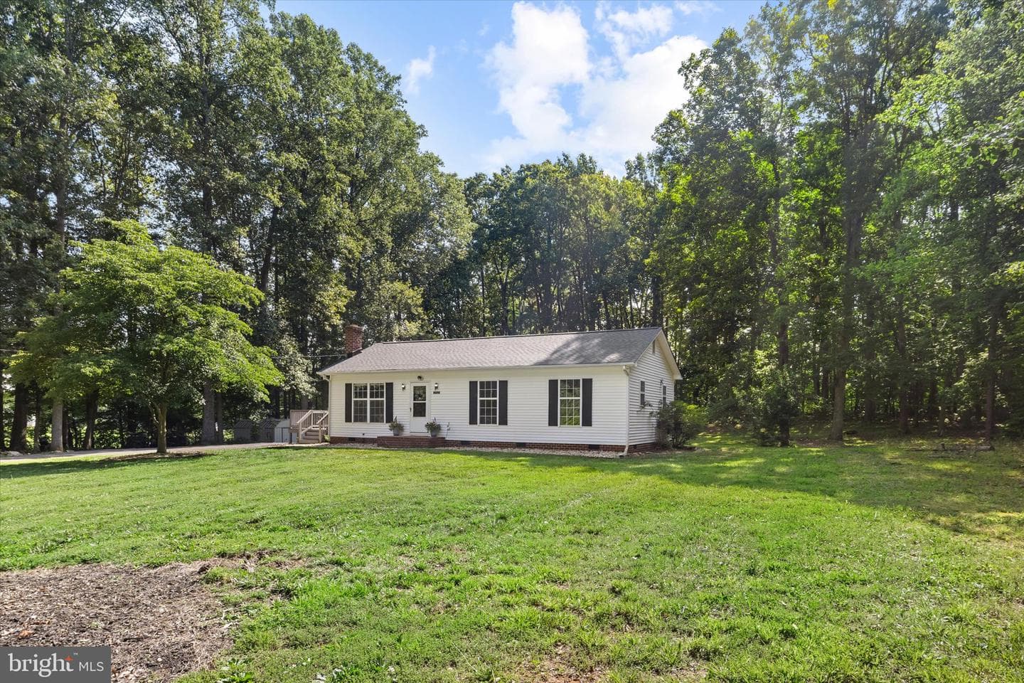 252 Evergreen Rd photo 4
