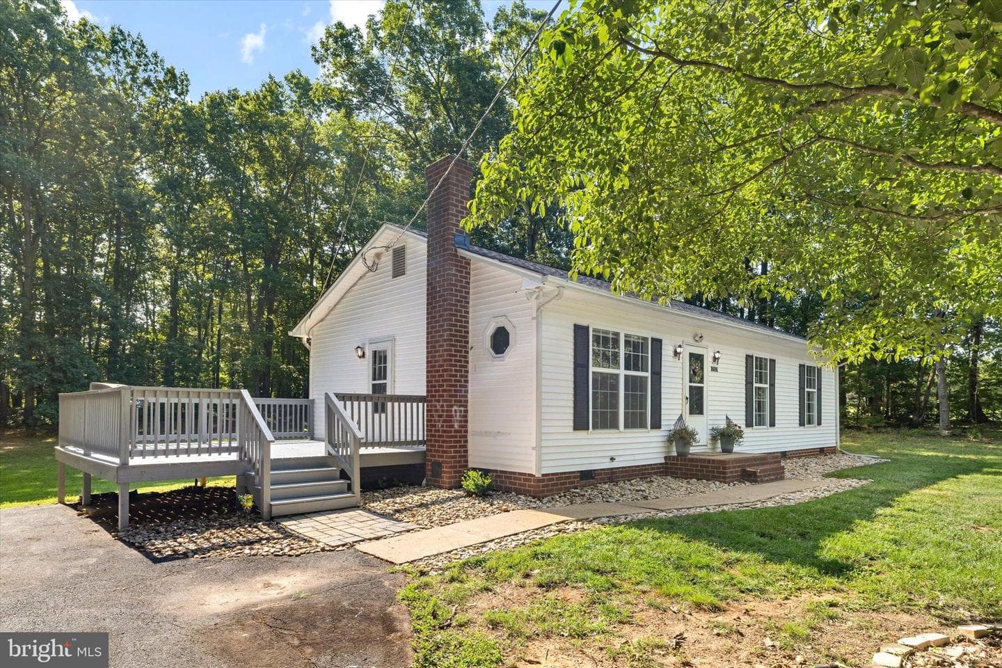 252 Evergreen Rd photo 6