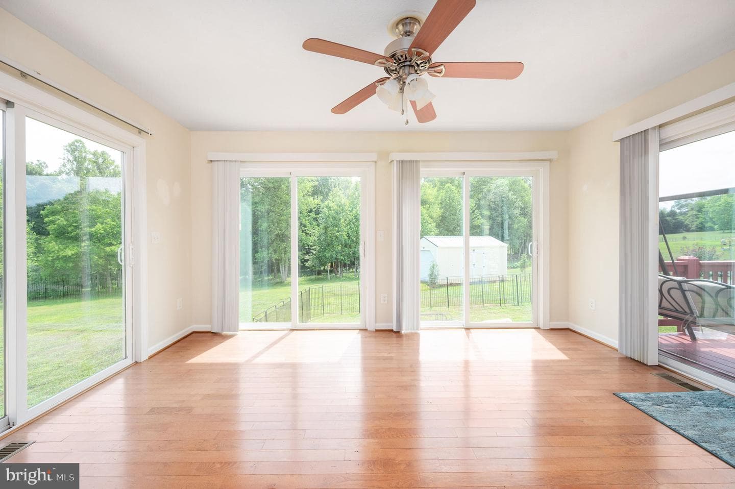 160 Lancaster Court photo 36