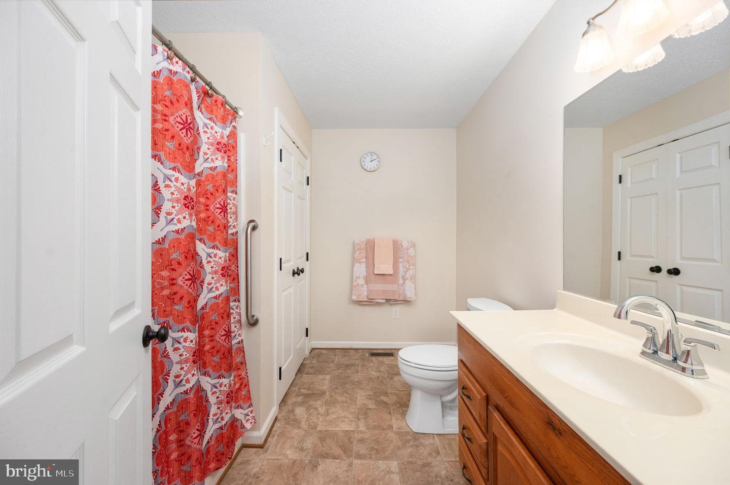 160 Lancaster Court photo 52