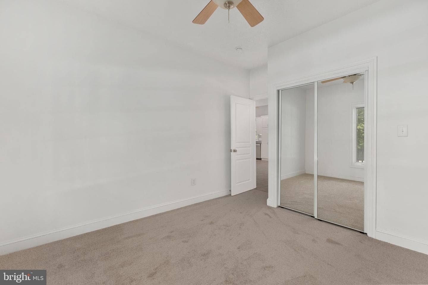 197 Oakleigh Lane photo 41