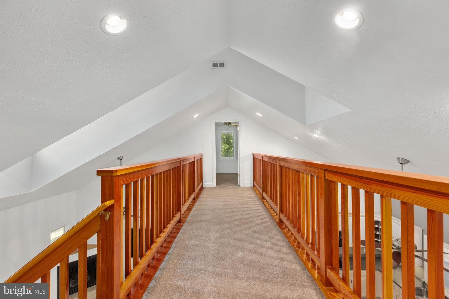 197 Oakleigh Lane photo 49