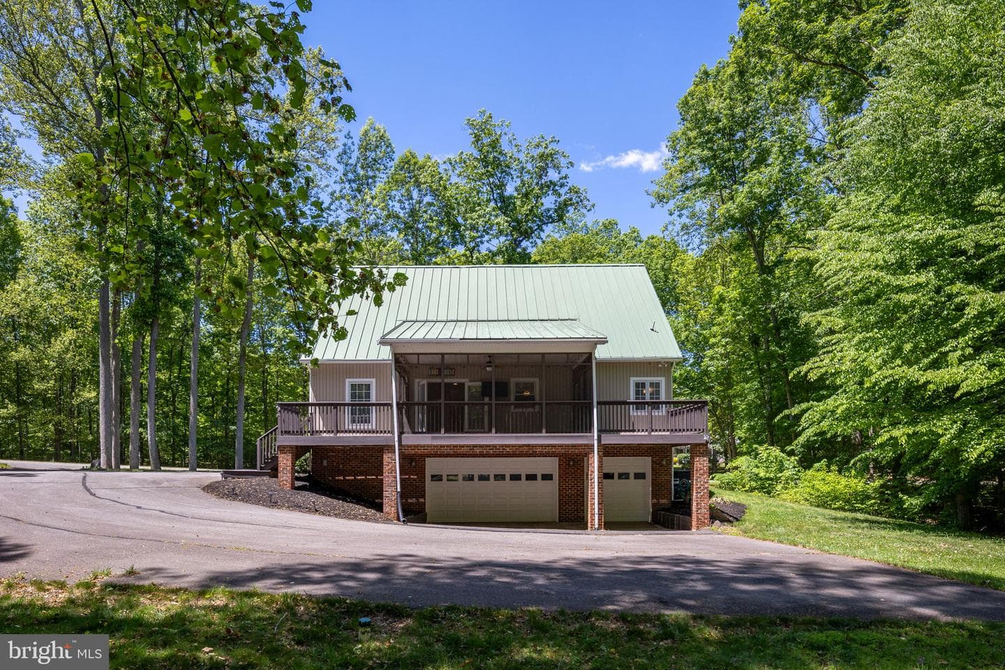 197 Oakleigh Lane photo 80