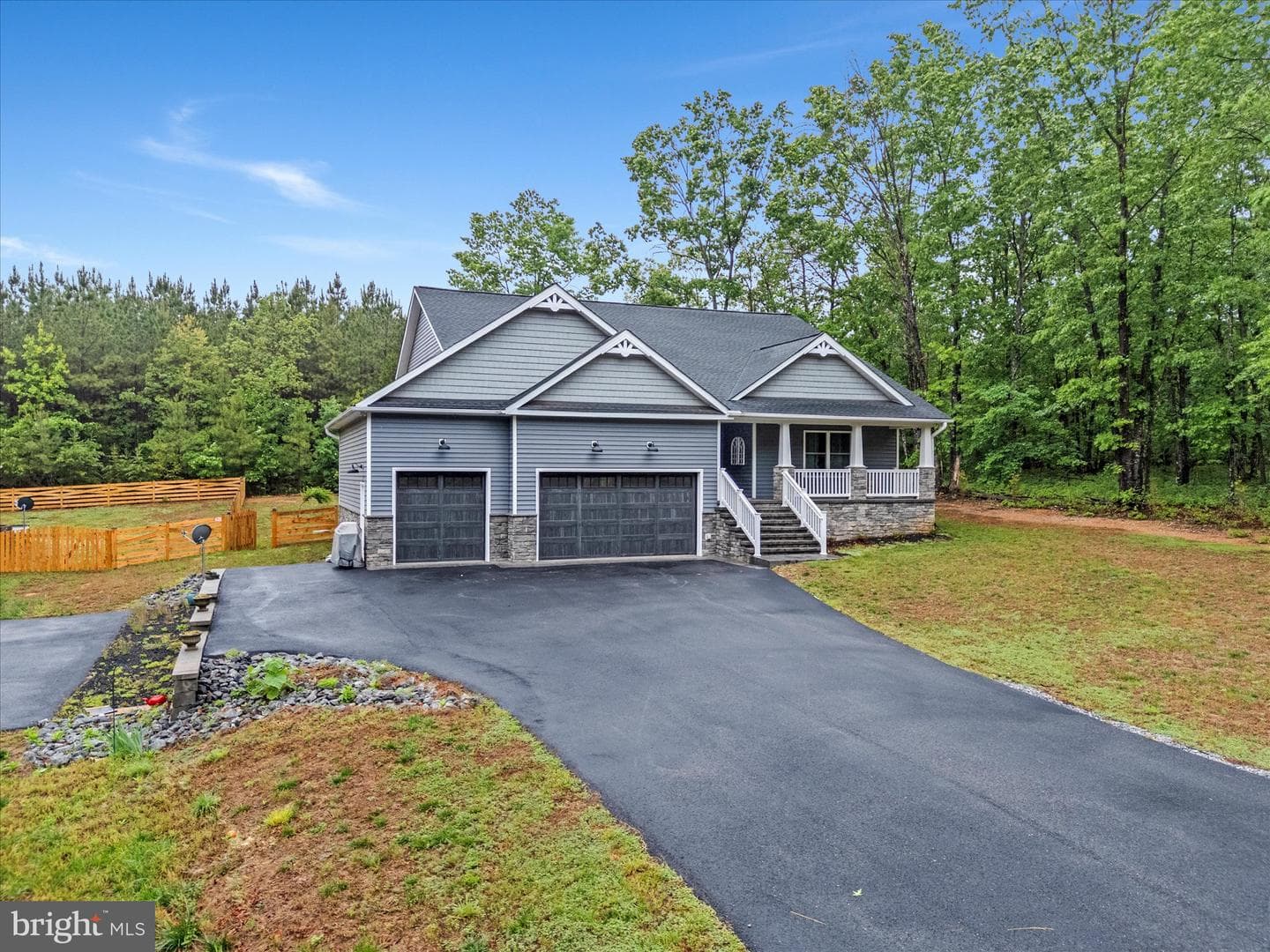 367 Pinehurst Drive photo 3
