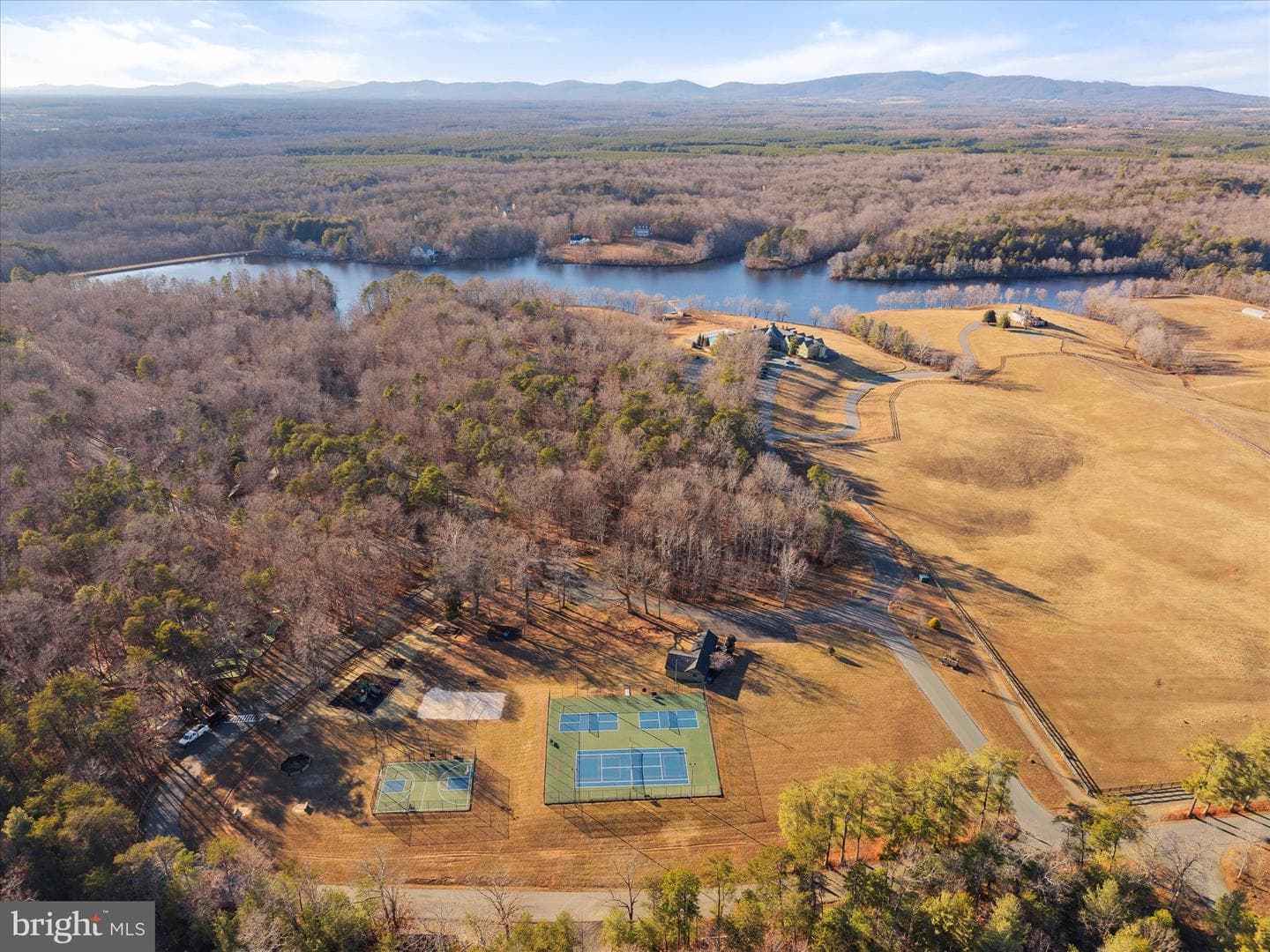 367 Pinehurst Drive photo 66