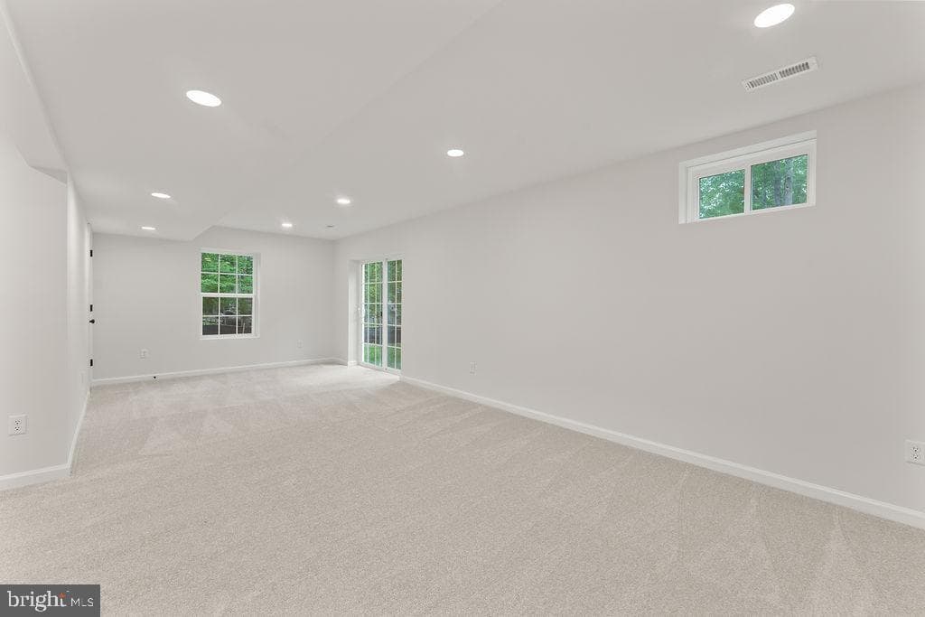 224 Edgewood Drive photo 34