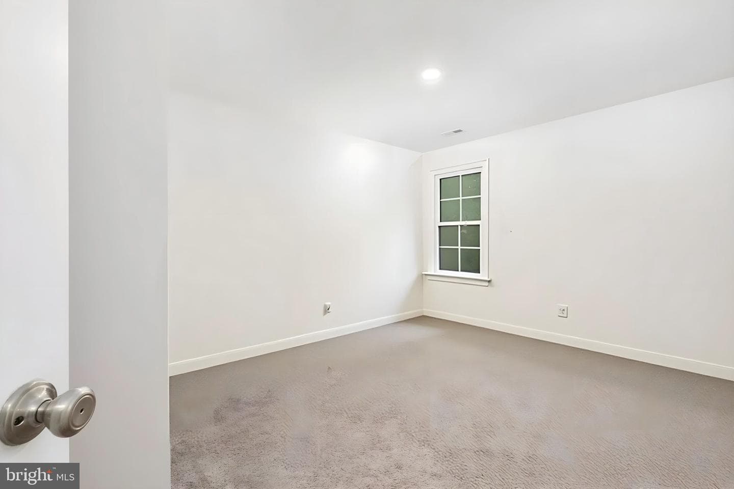 333 Cardinal Road photo 32