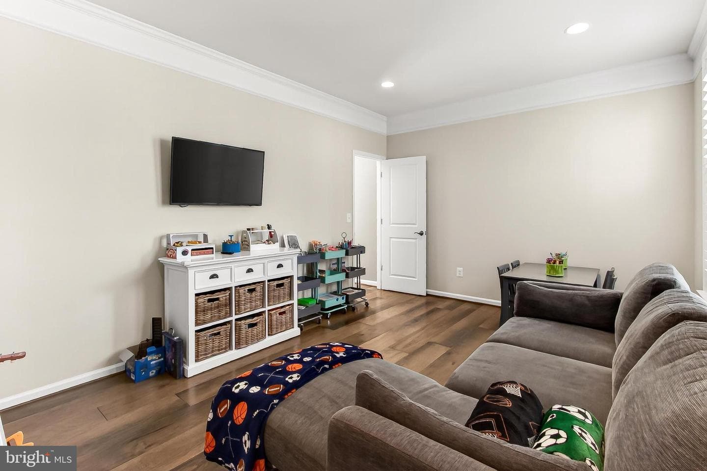1103 Themis Street SE photo 47