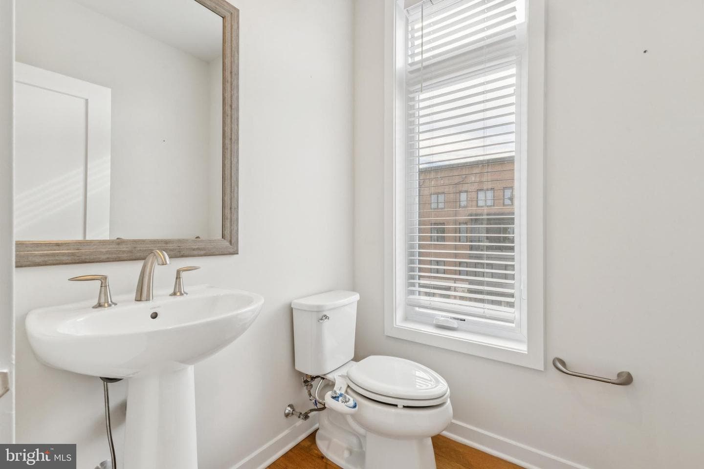 43186 Mongold Square photo 16