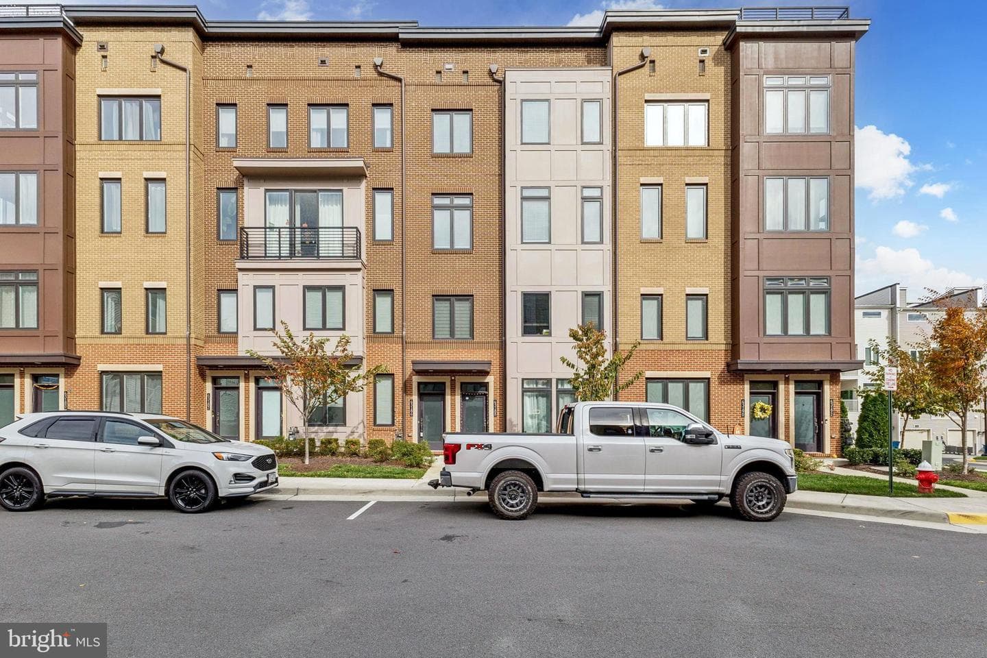 43186 Mongold Square photo 5