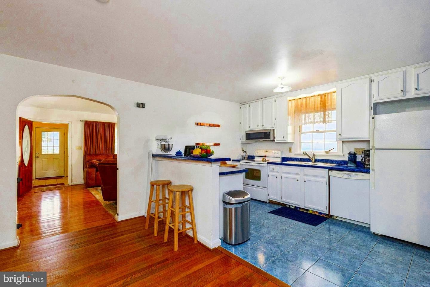 208 Chestnut Street photo 9