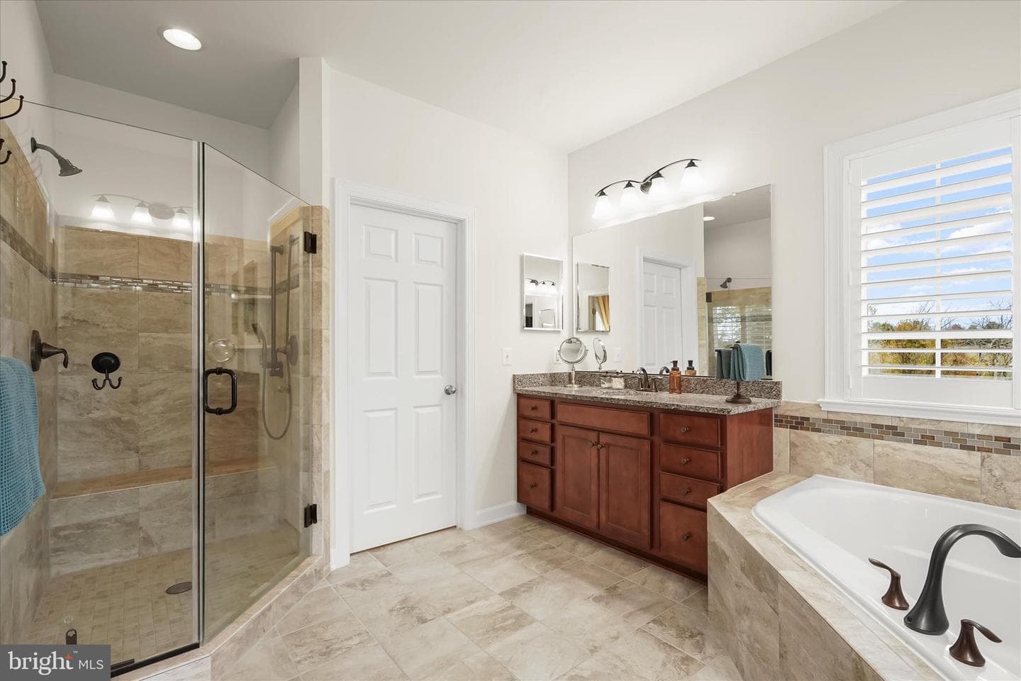 14840 Creek Point Court photo 44