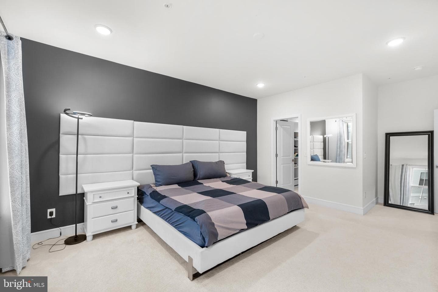 43255 Farringdon Square photo 20
