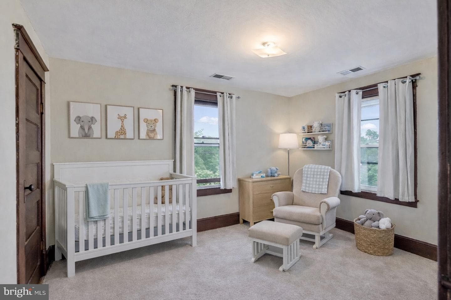 200 S Orchard Drive photo 17