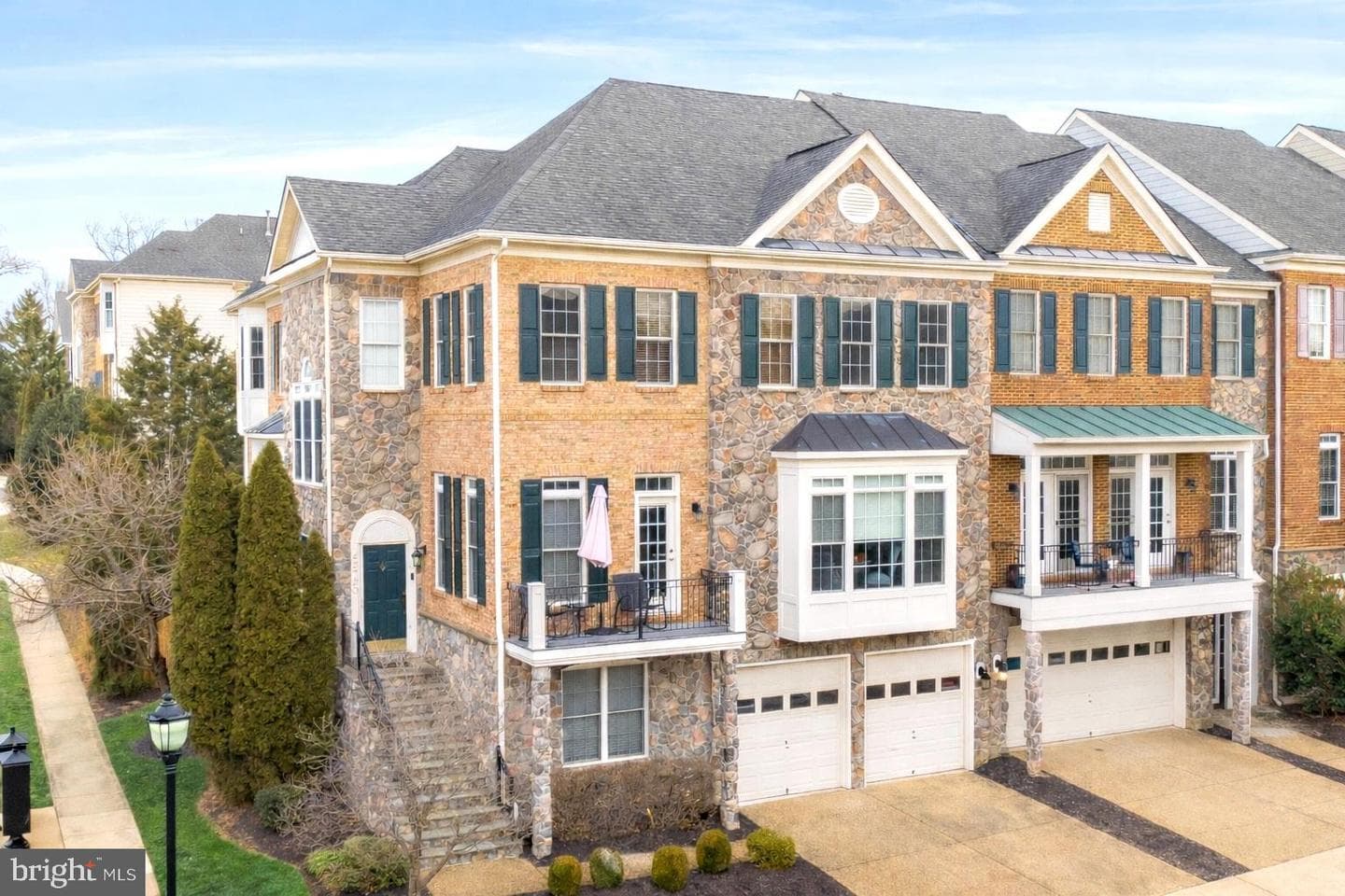 43720 Stone Fence Terrace