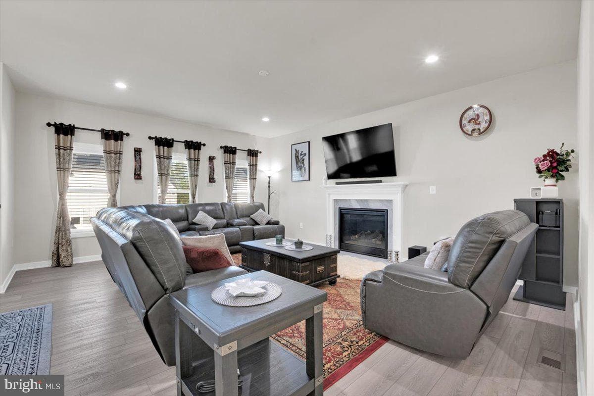 25038 Woodland Iris Drive photo 10