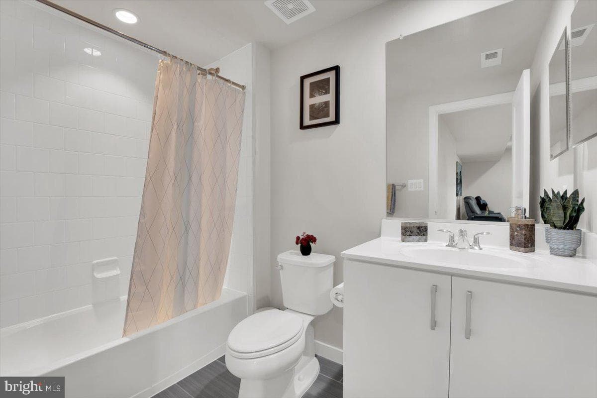 25038 Woodland Iris Drive photo 31