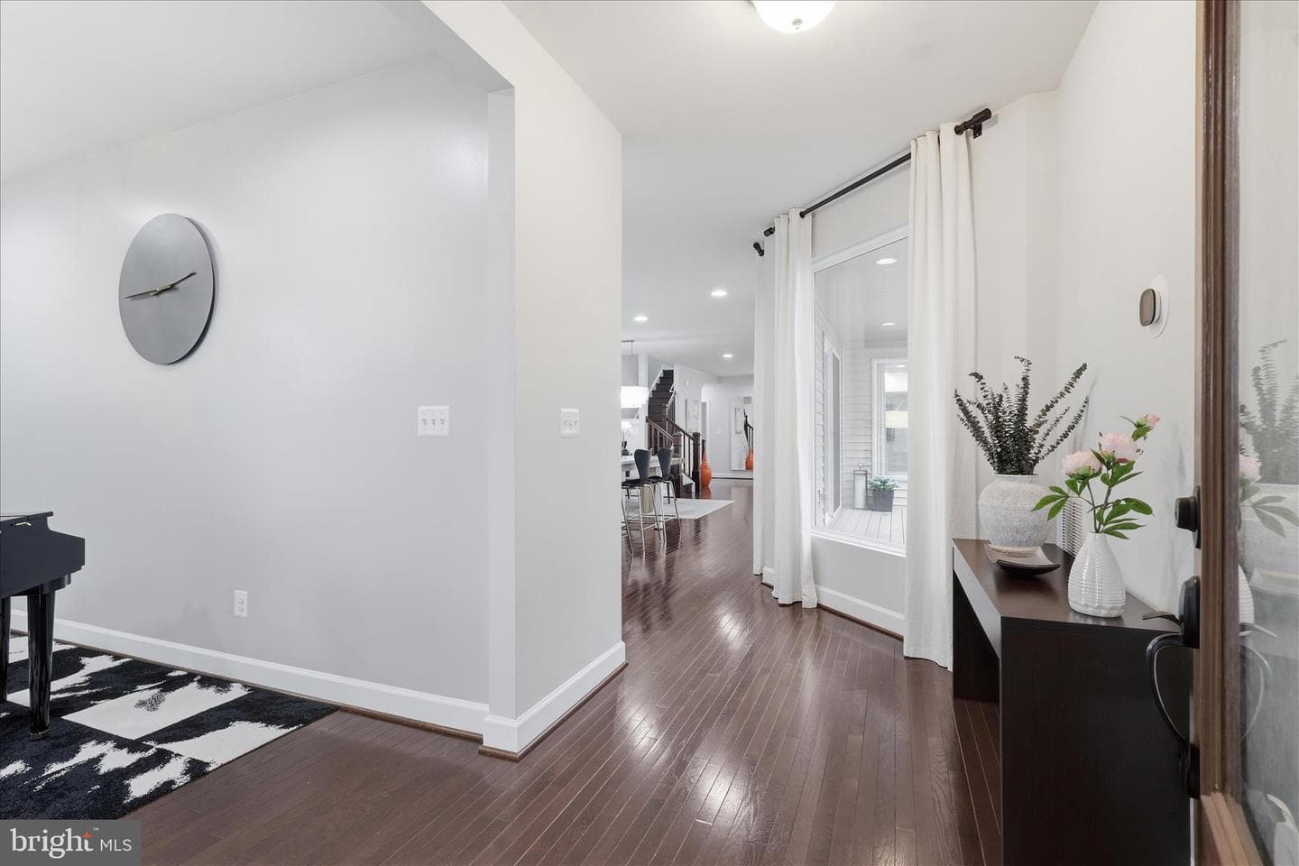 44537 Neponset Street photo 5