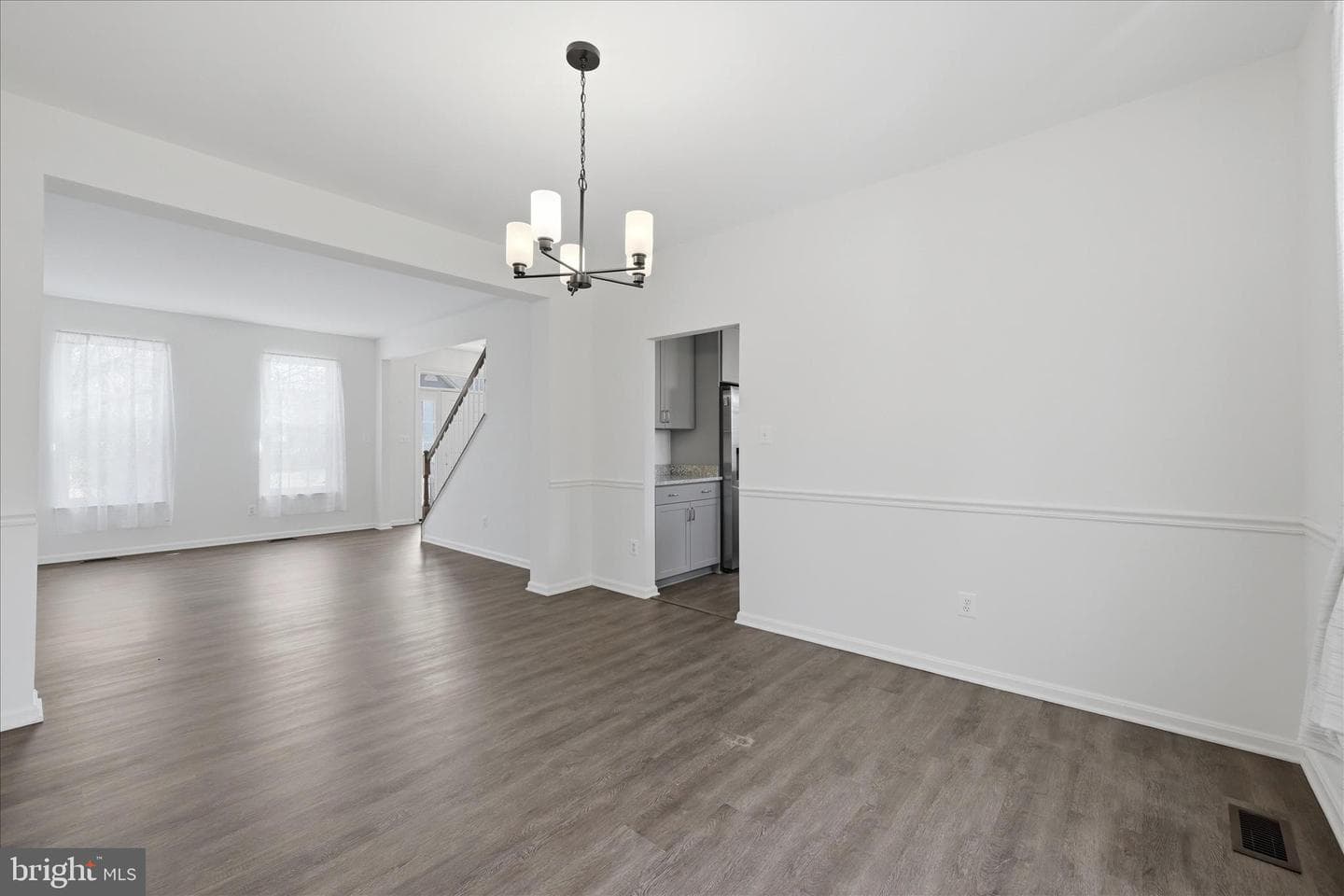224 Lawford Drive SW photo 14