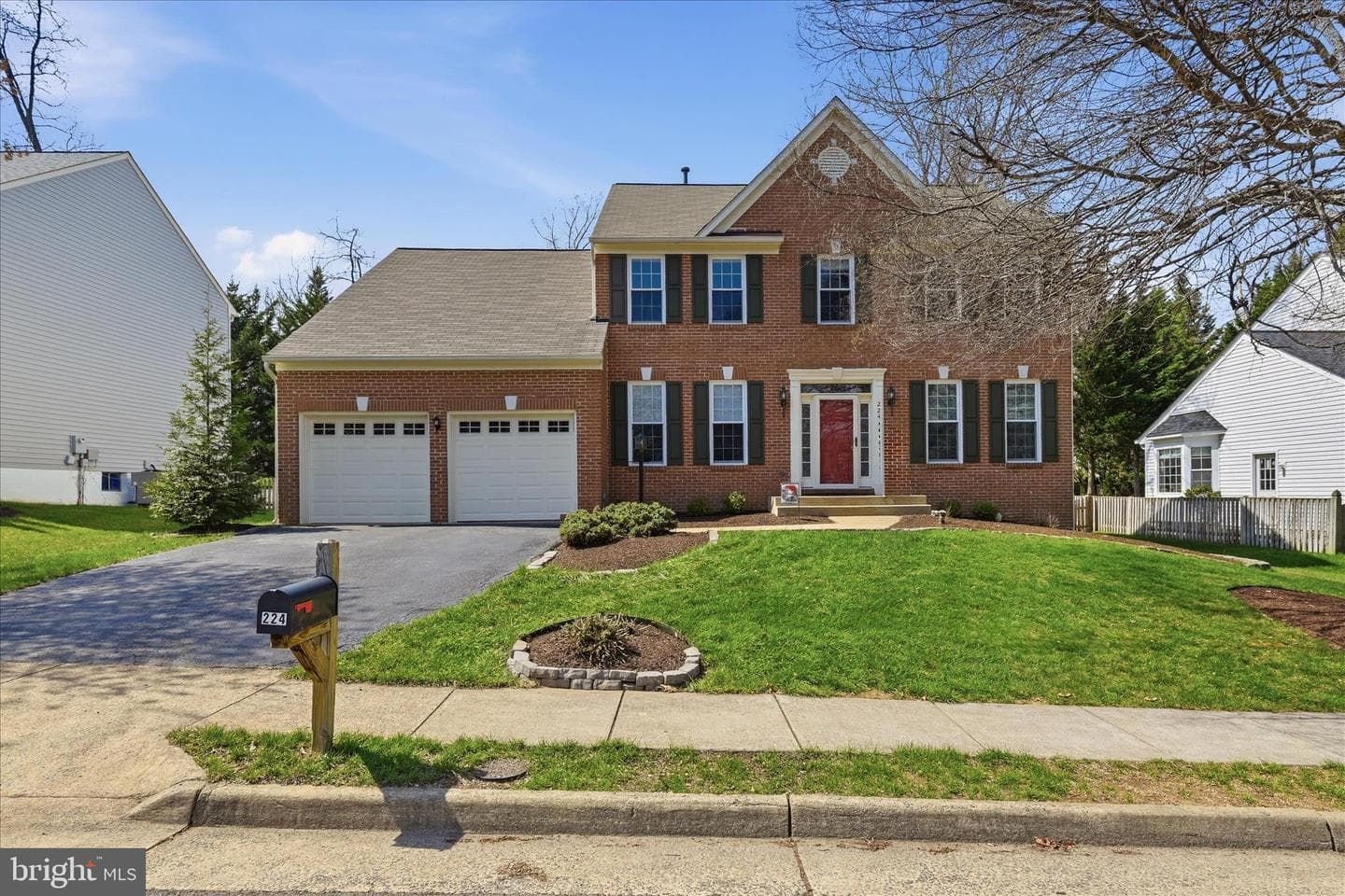 224 Lawford Drive SW photo 3