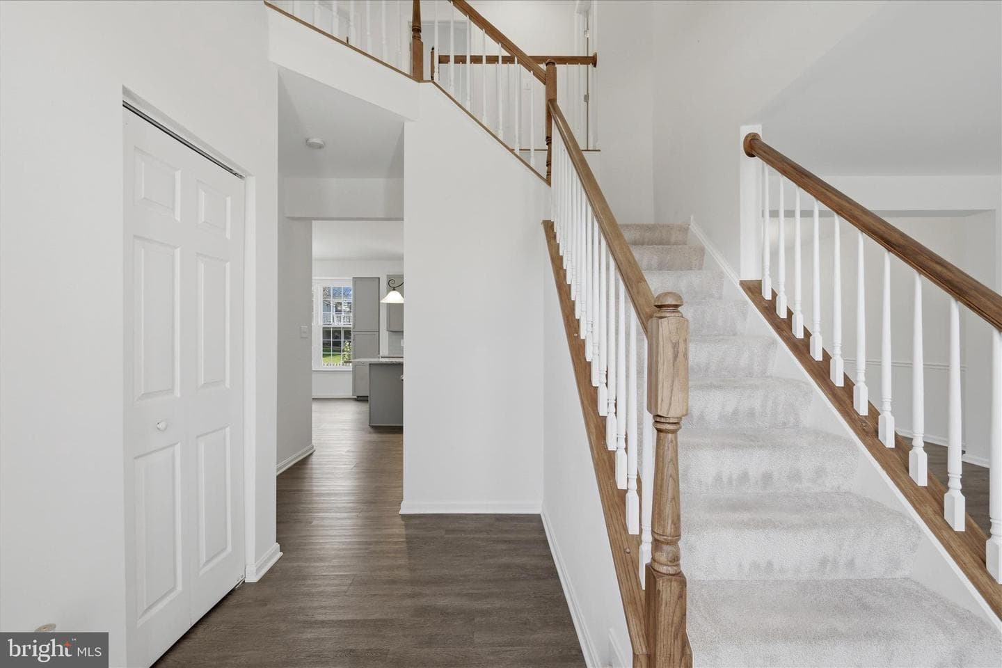 224 Lawford Drive SW photo 8