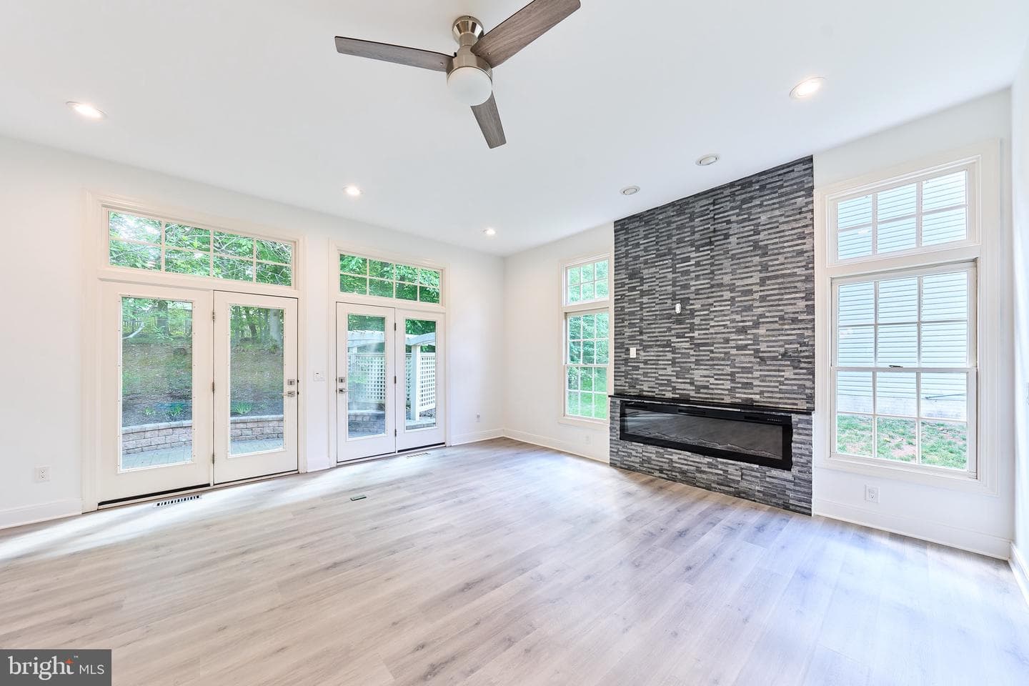 47093 Kentwell Place photo 34