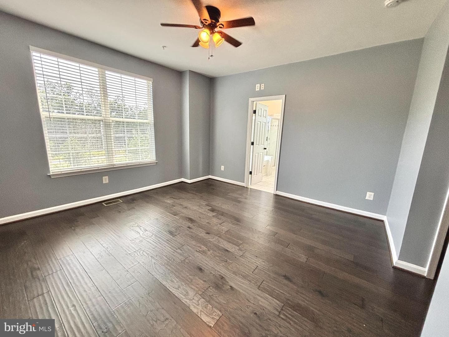 20365 Belmont Park Terrace #118 photo 53