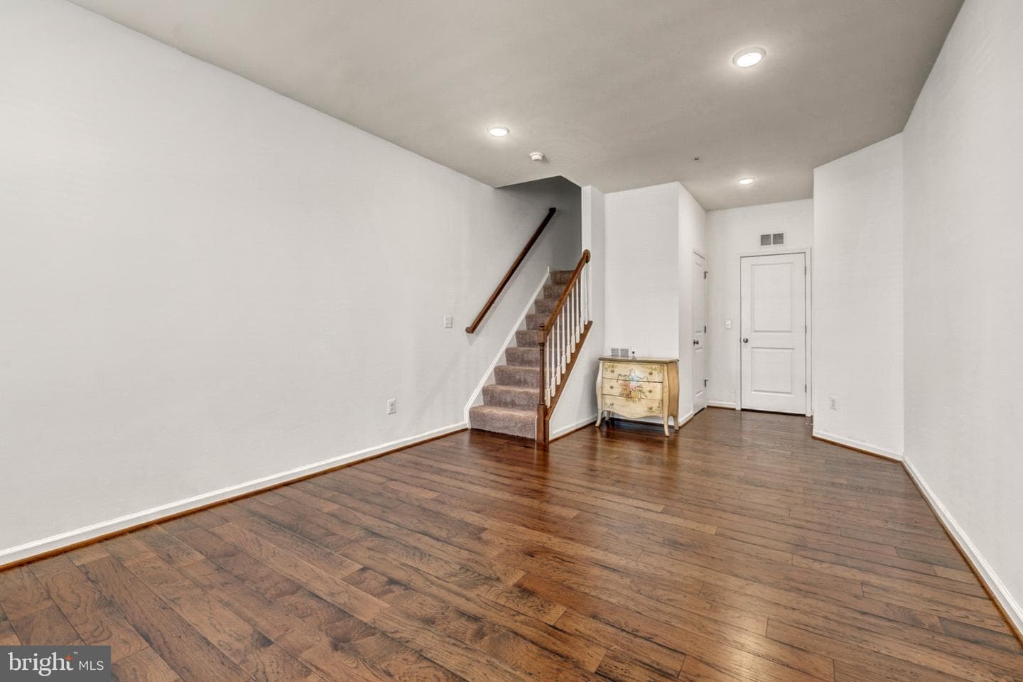 24584 Rosebay Terrace photo 5