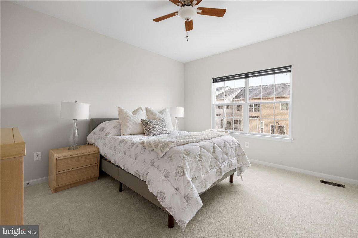 1590 Kinnaird Terrace NE photo 27
