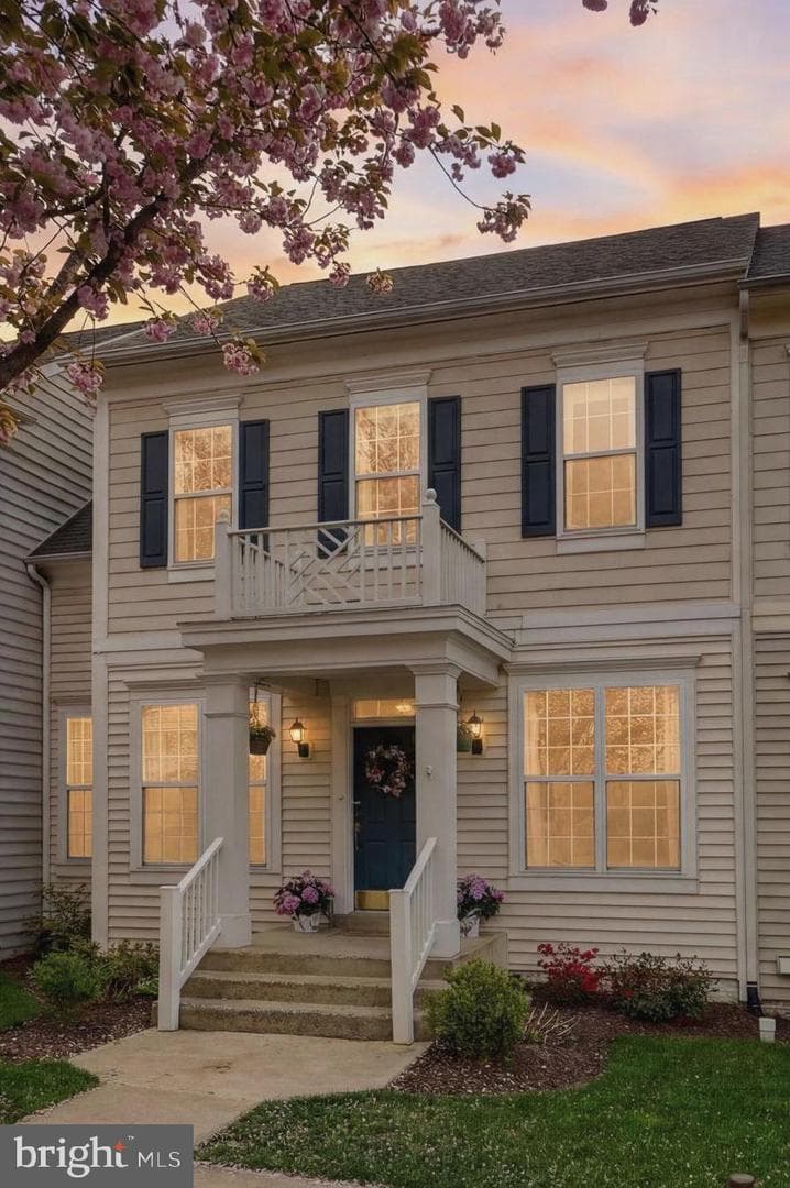 513 Gentlewood Sq photo 2