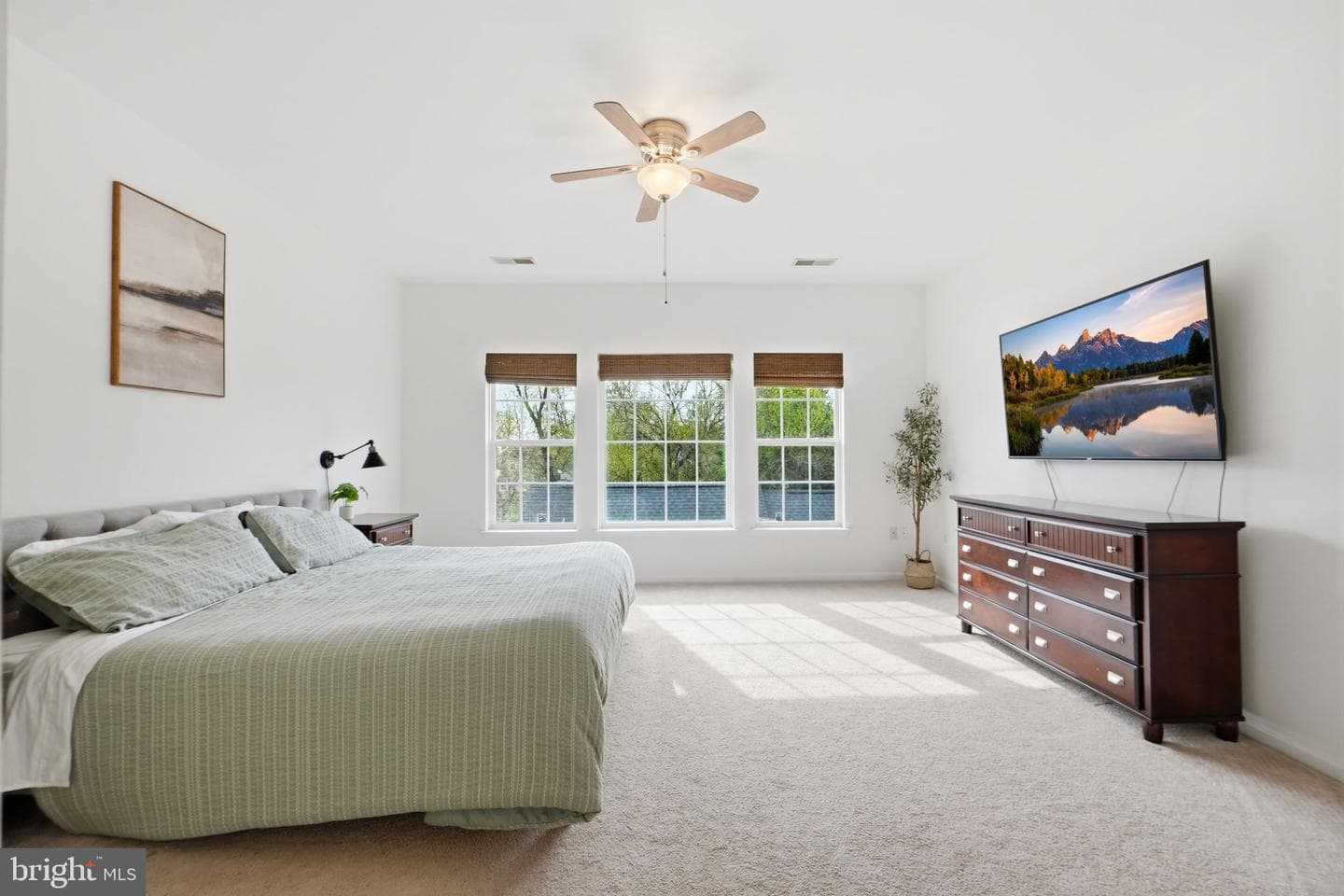 513 Gentlewood Sq photo 24