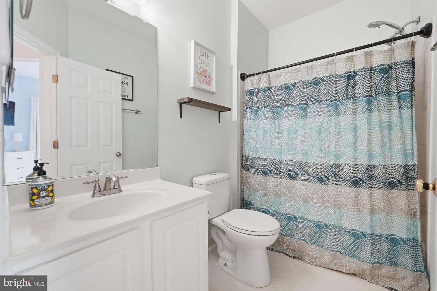 513 Gentlewood Sq photo 31