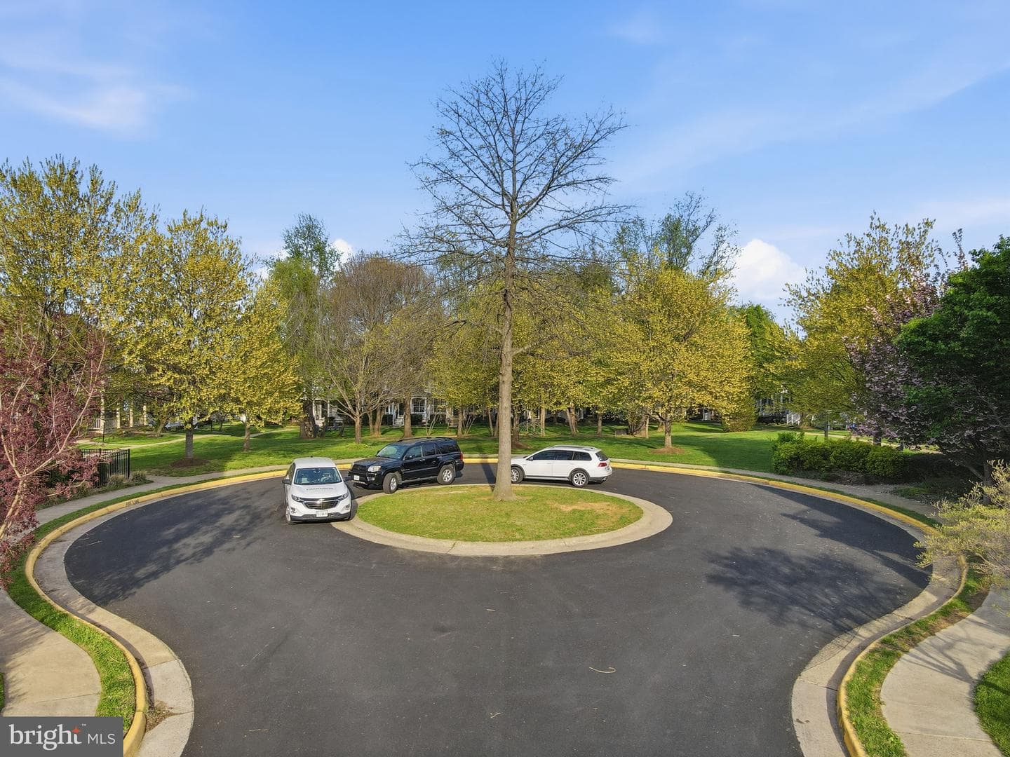 513 Gentlewood Sq photo 52