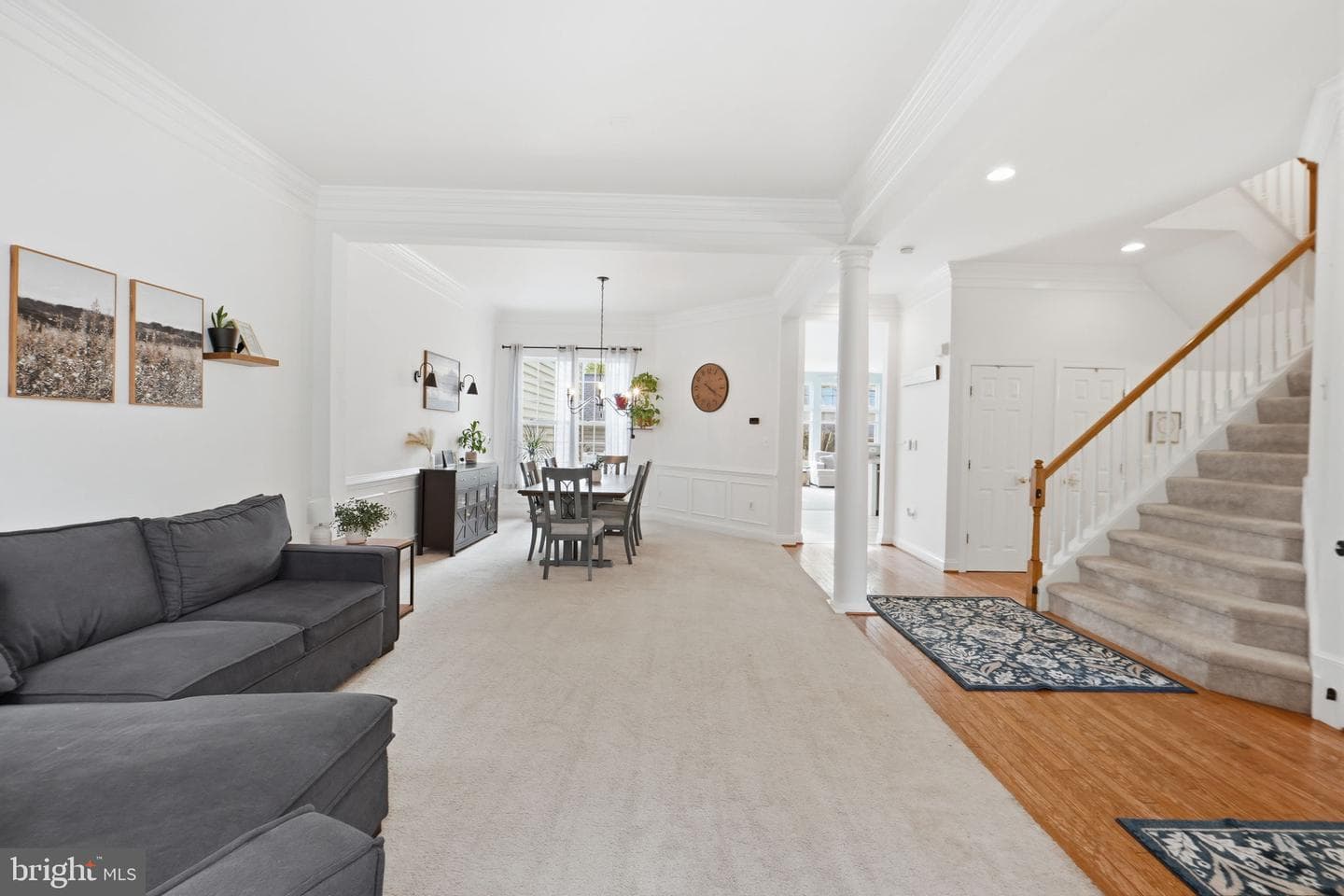 513 Gentlewood Sq photo 9