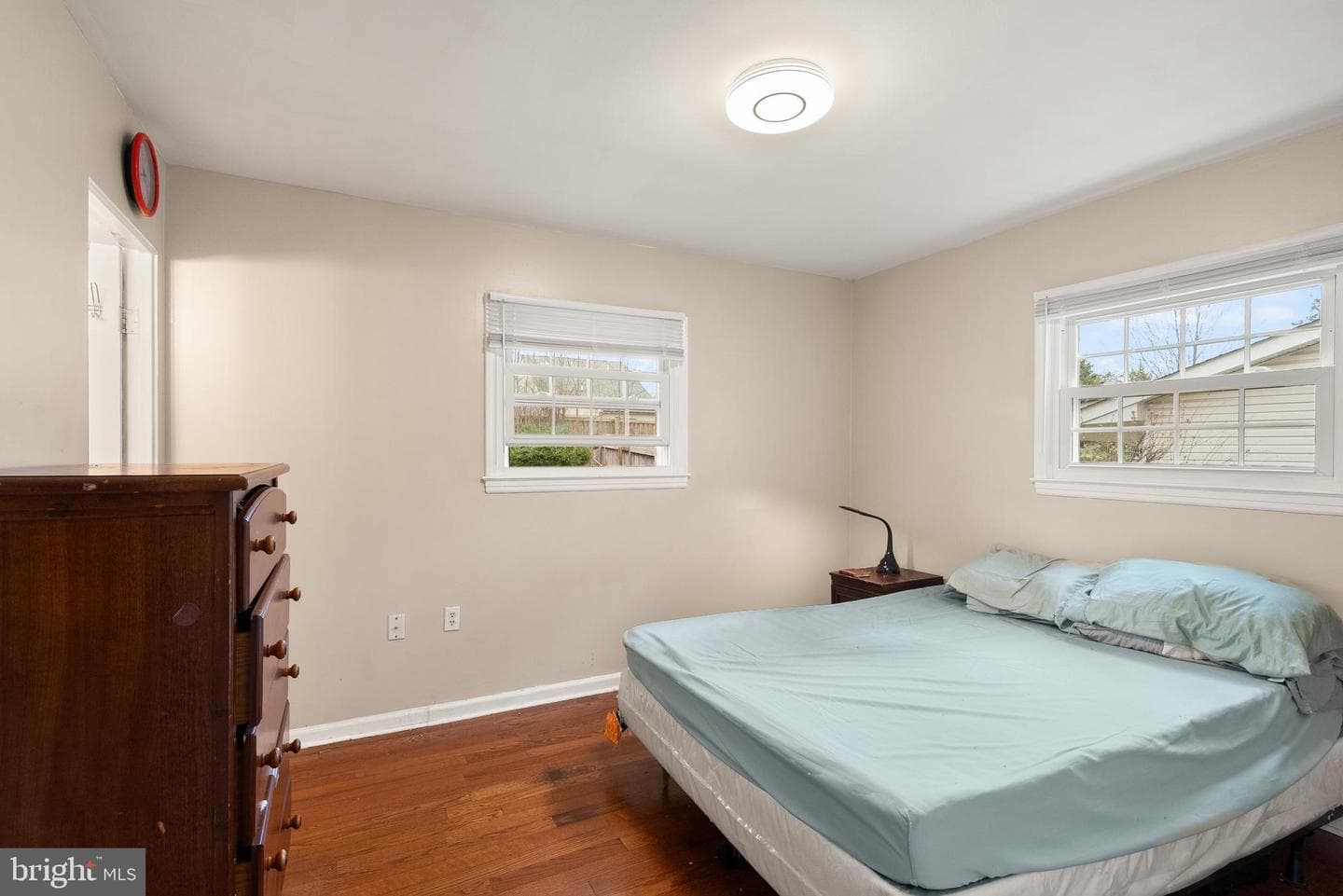 1301 N Amelia Street photo 16