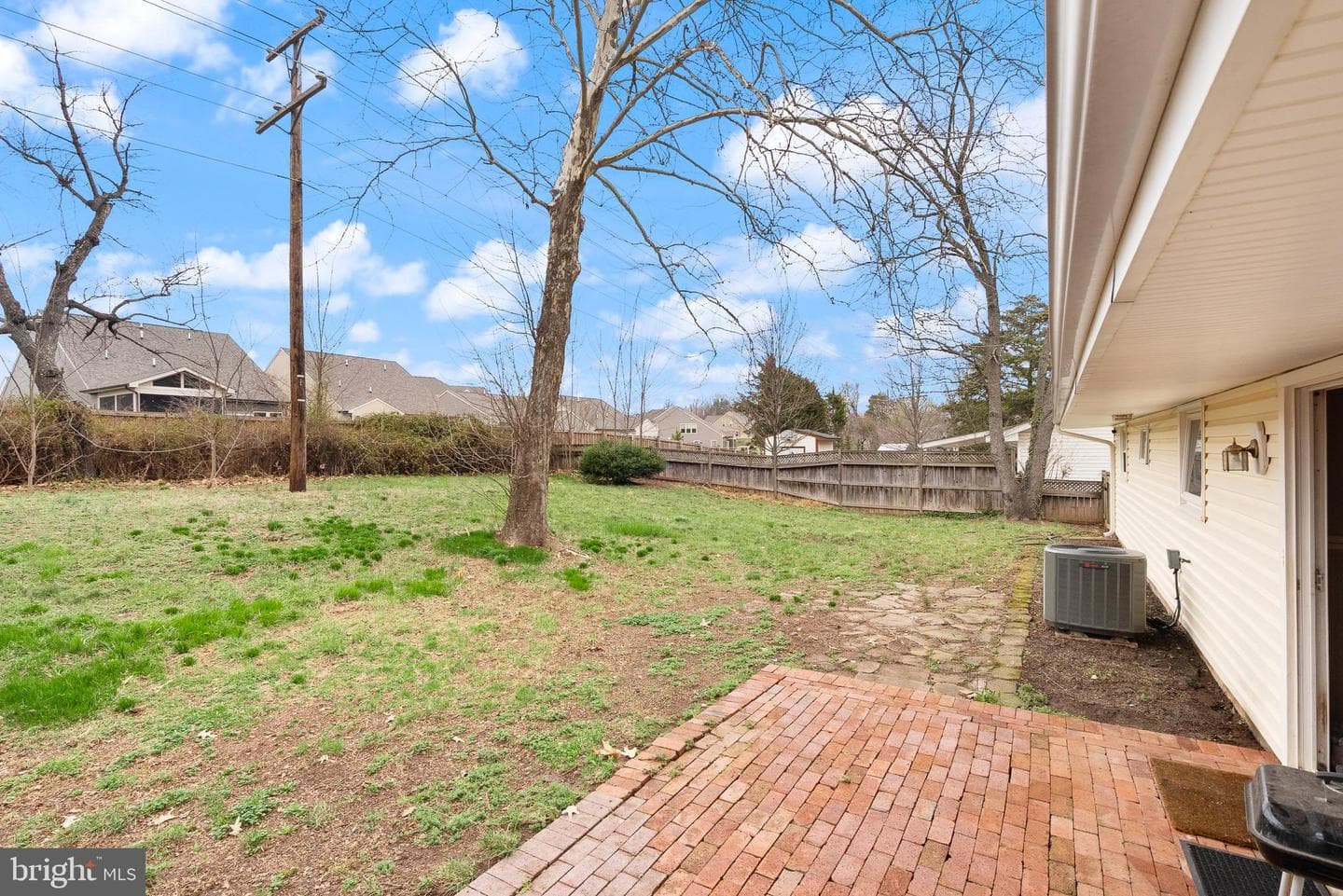 1301 N Amelia Street photo 22
