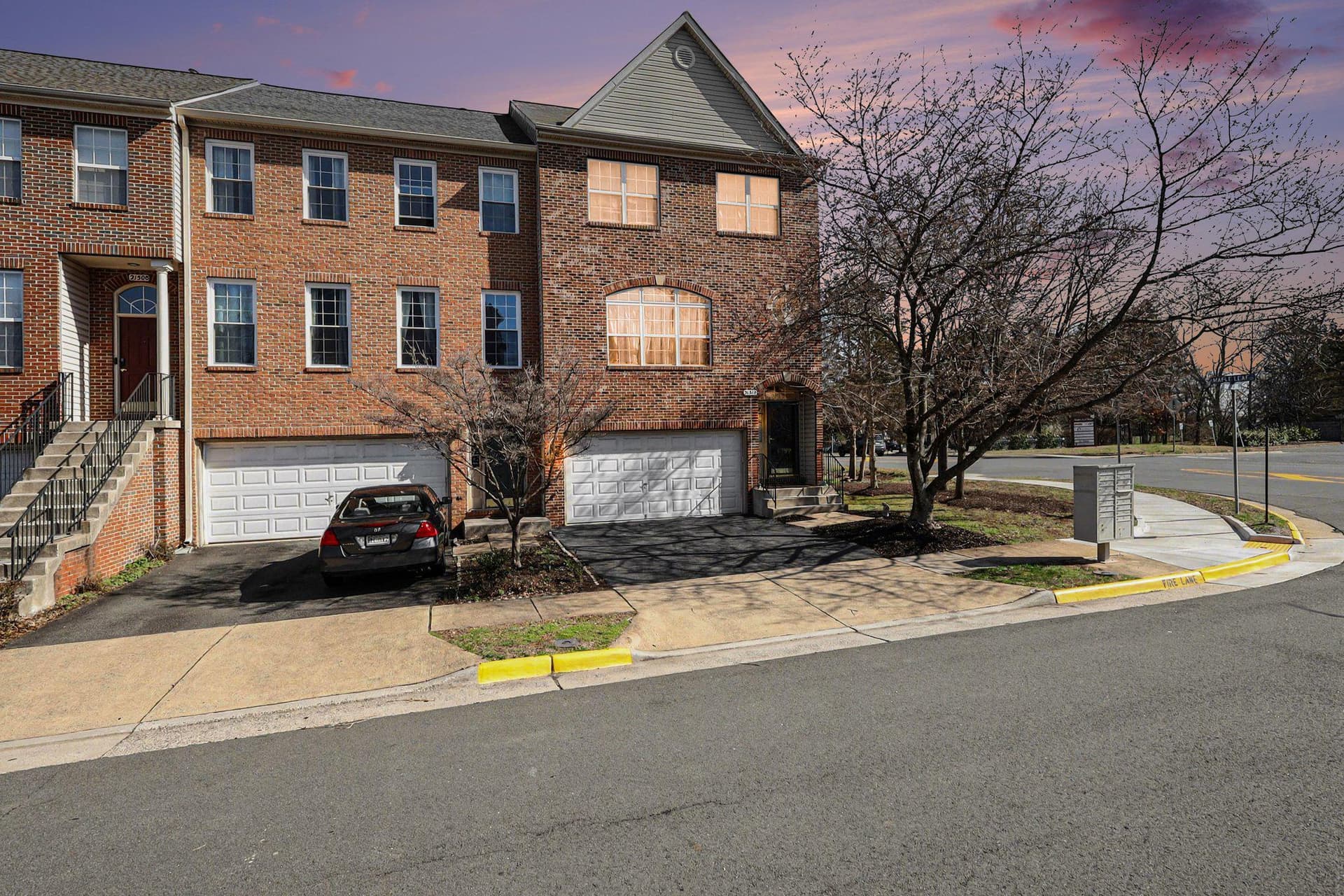 21512 Tamarack Ridge Square