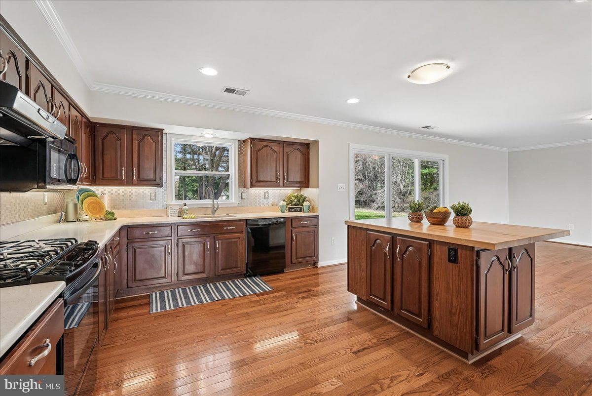17621 Evers Court photo 18