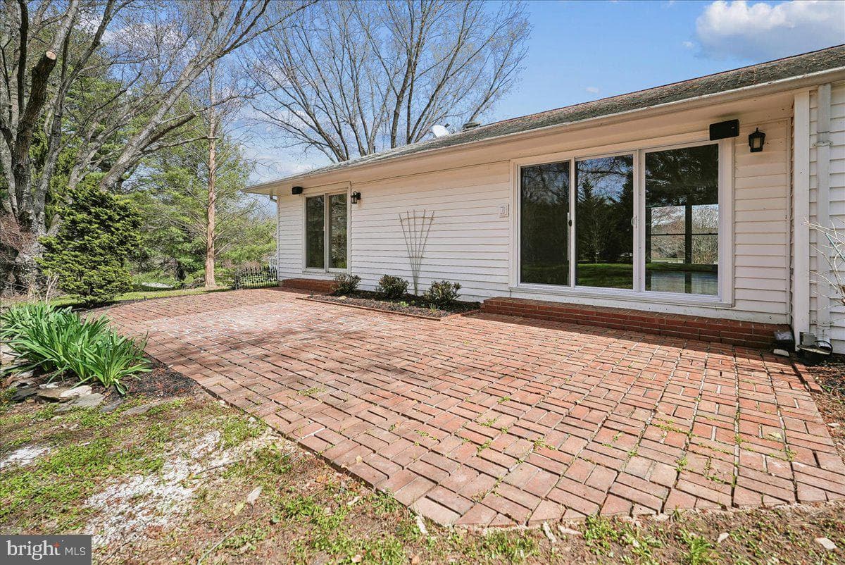 17621 Evers Court photo 8
