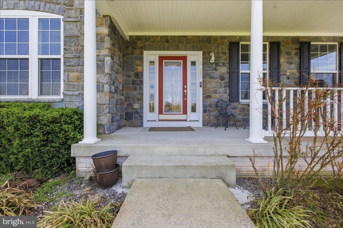 11950 Stonehouse View Court photo 7