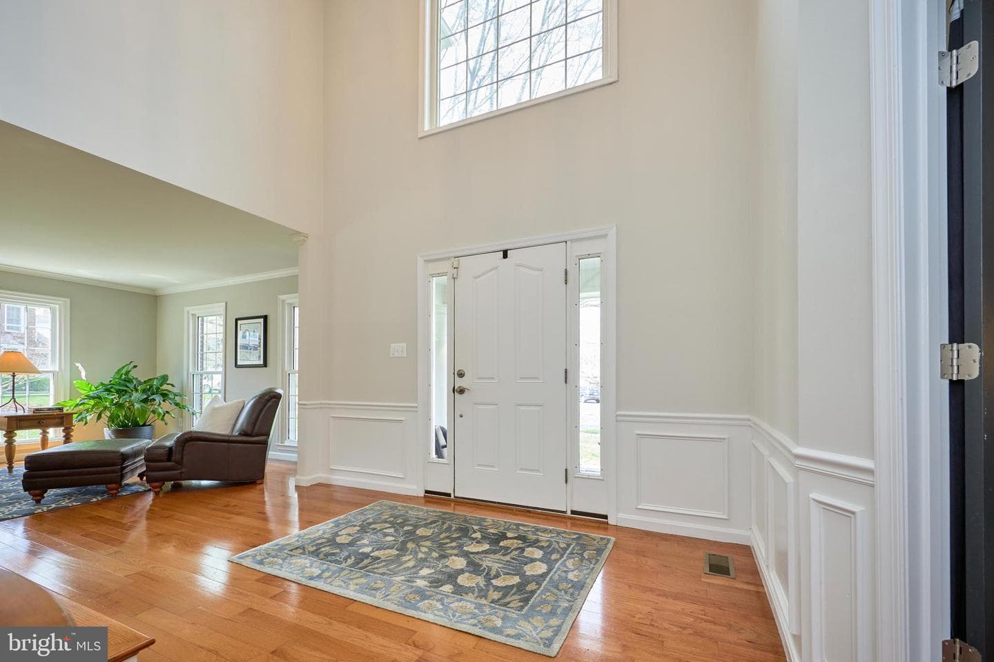 105 Whitney Place NE photo 5