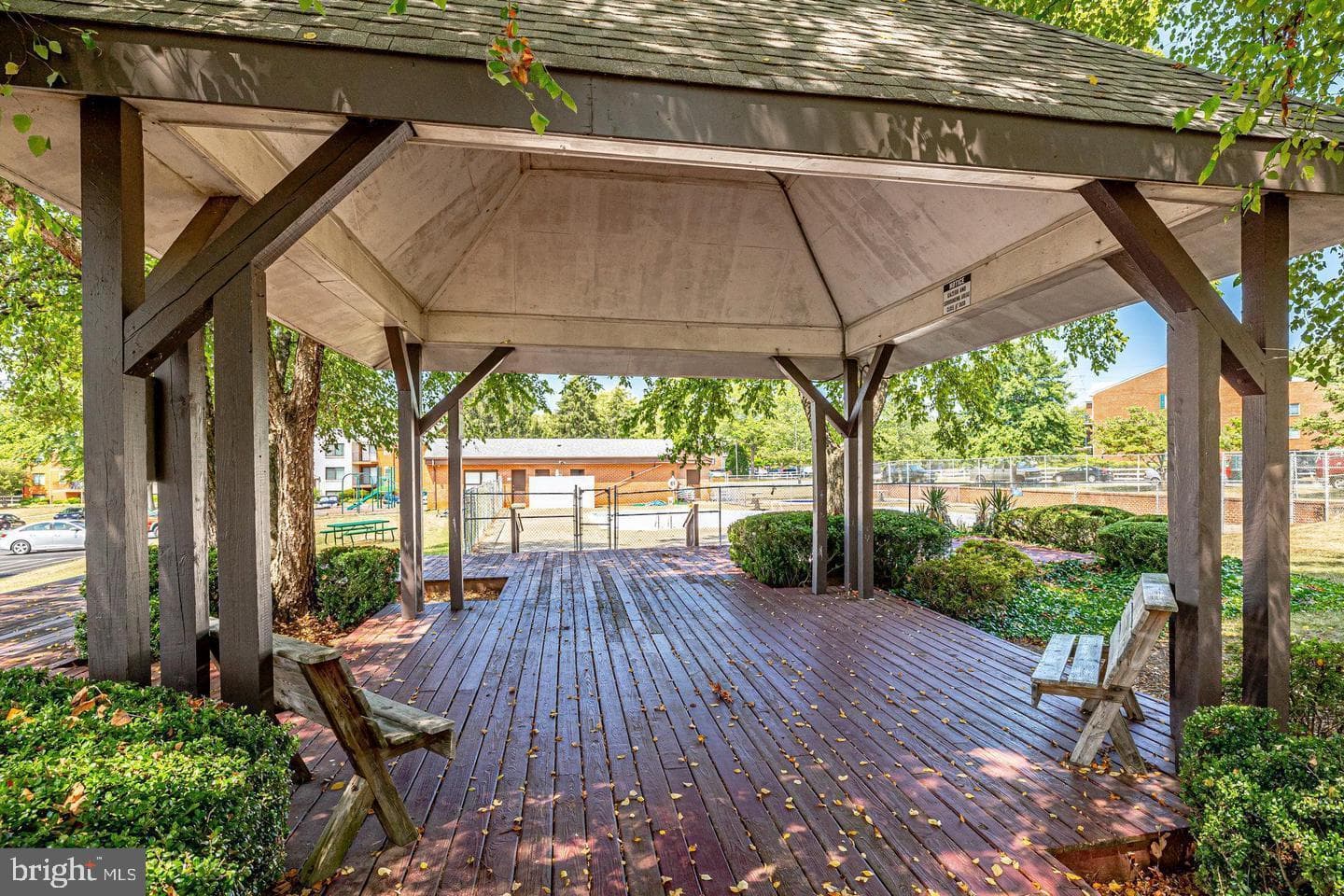 125 Clubhouse Drive SW #1 photo 38