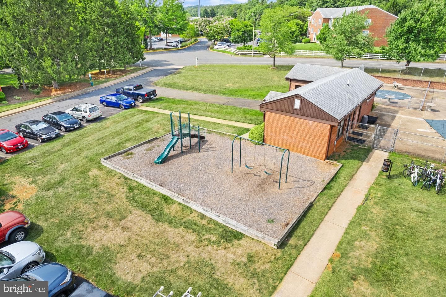 125 Clubhouse Drive SW #1 photo 45
