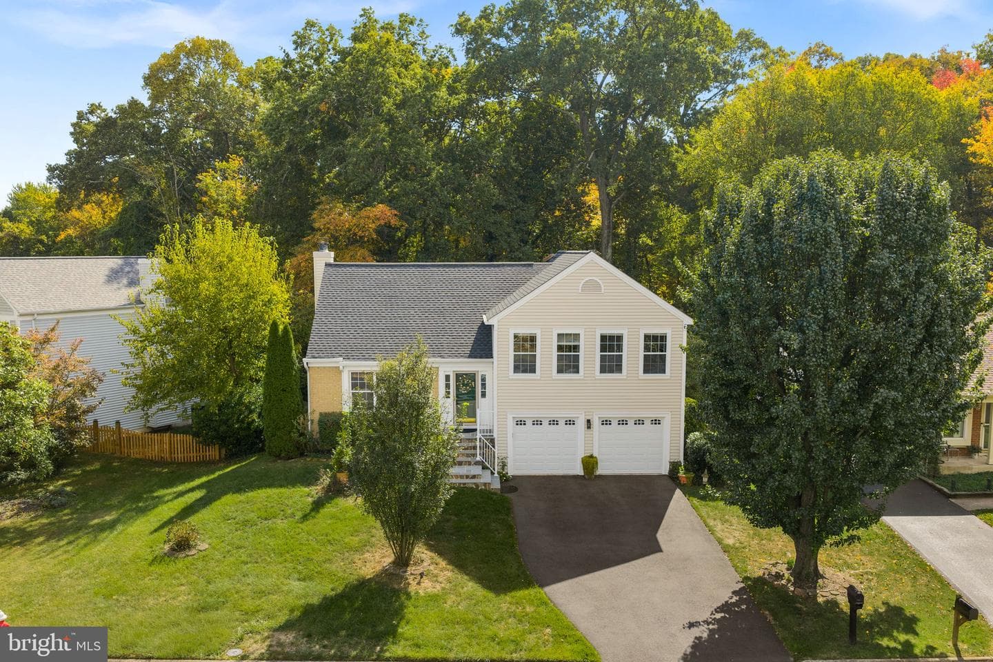 28 Bedford Drive photo 3