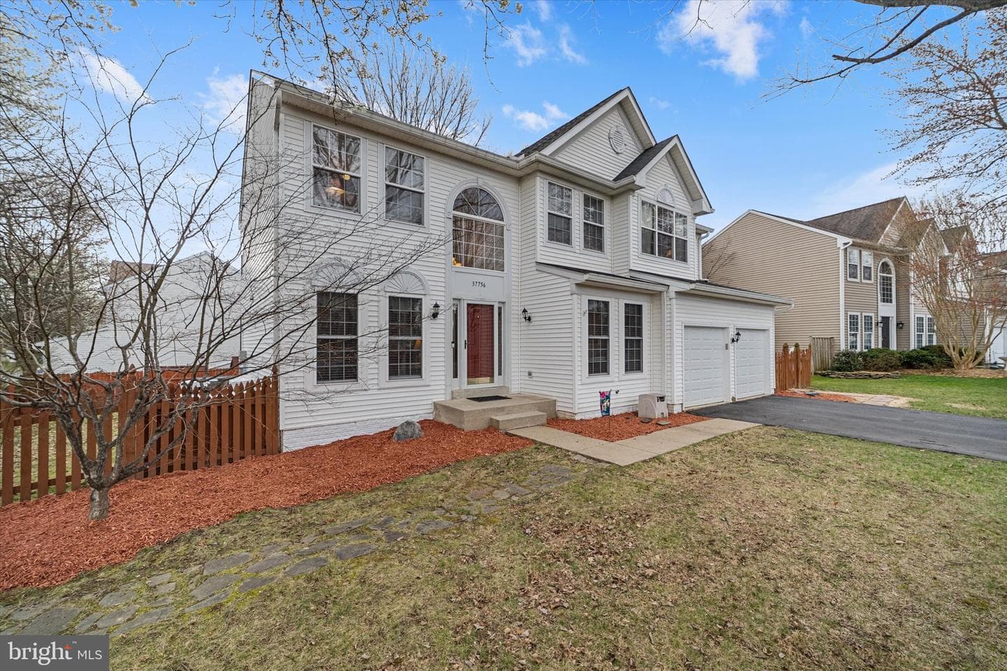 37756 Drawbridge Way photo 3