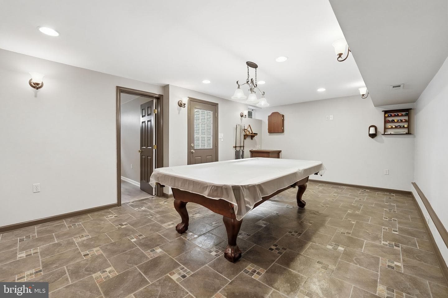 634 Meade Drive SW photo 39