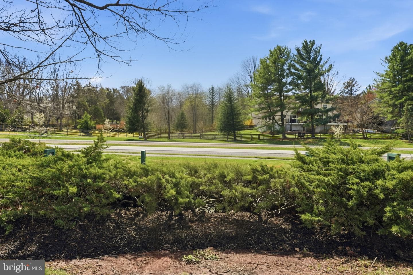 7 Wickham Court photo 38