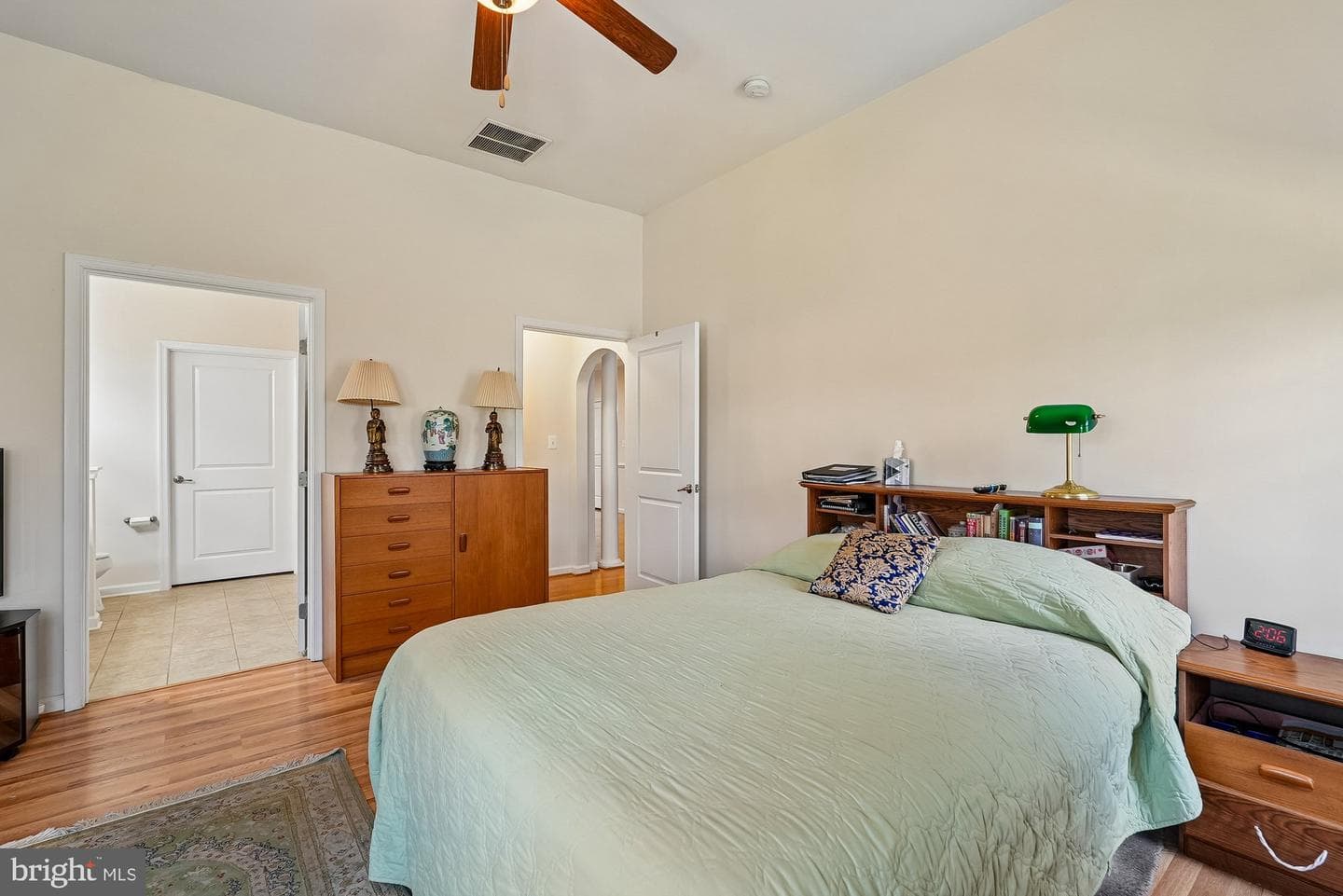 24878 Helms Terrace photo 34