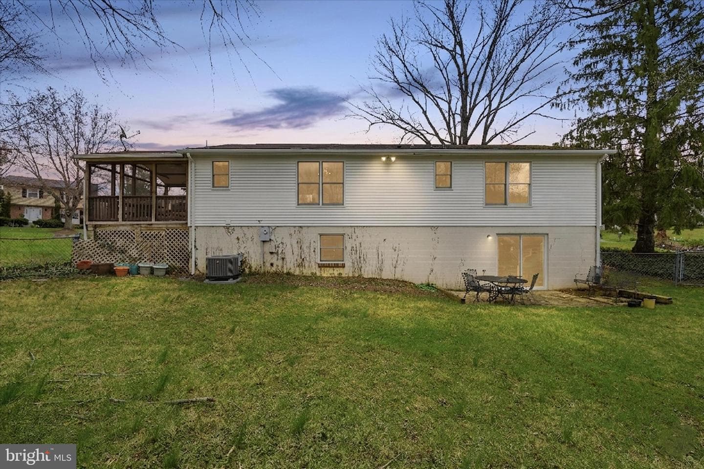 126 Applewood Court photo 40