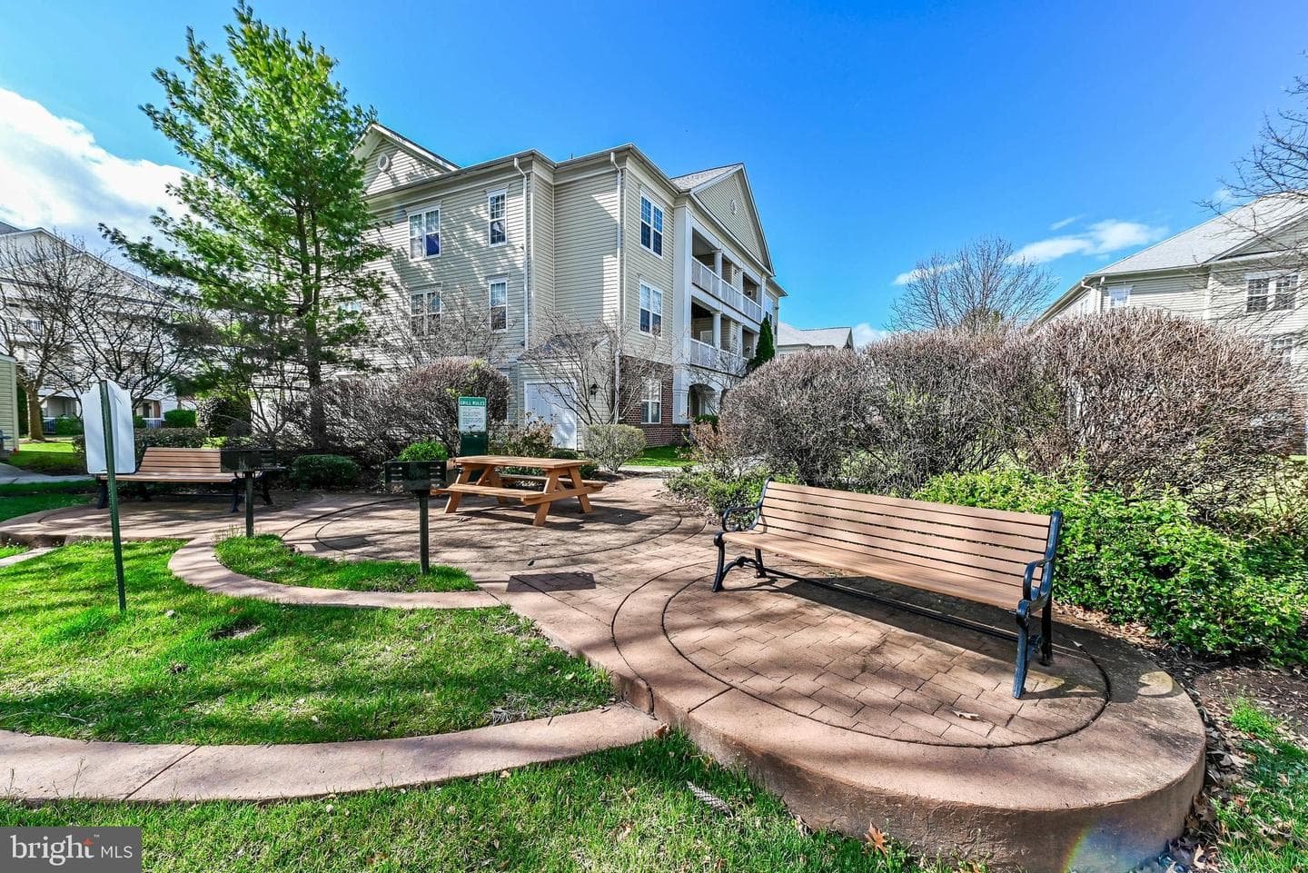 42526 Mayflower Terrace photo 19